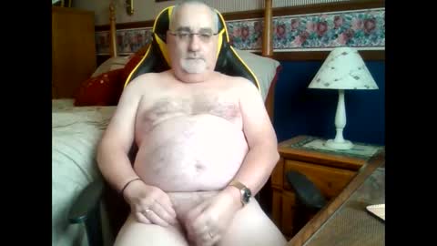 kes905 online show from February 4, 3:47 pm