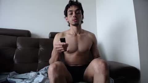 kevin777623 online show from March 31, 1:57 pm