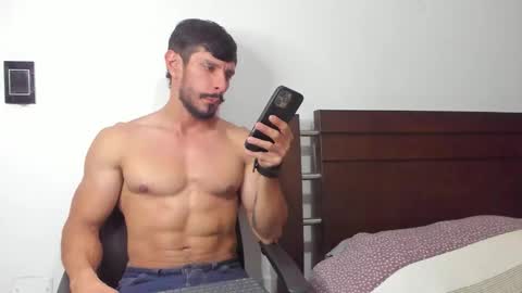 kevin_malone22 online show from October 1, 1:42 am