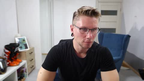 Kev online show from October 6, 12:21 pm