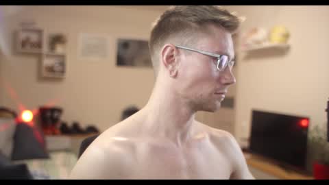 Kev online show from December 10, 5:11 pm