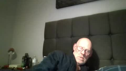 kevlooking4sez online show from June 3, 11:32 pm
