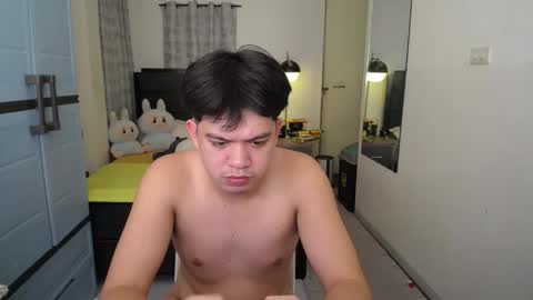 Arch online show from February 9, 6:56 pm