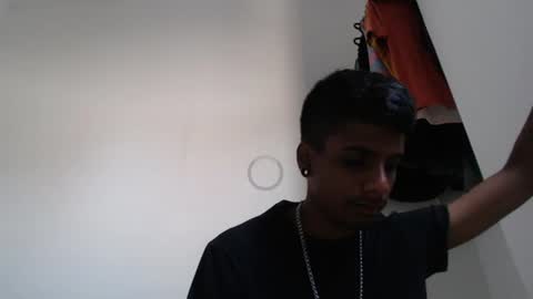 khevinlopezsinger online show from August 1, 9:14 pm