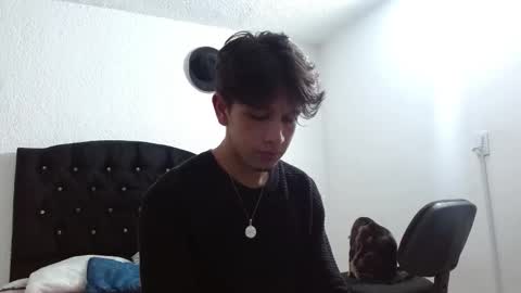 Snapshot of kianryu chatting on September 15, 12:24 am Adrian  Chlloe online show from September 15, 12:24 am