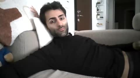 kikkus01 online show from March 18, 11:24 am