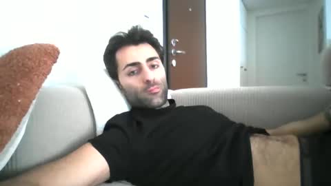 kikkus01 online show from February 21, 9:01 am