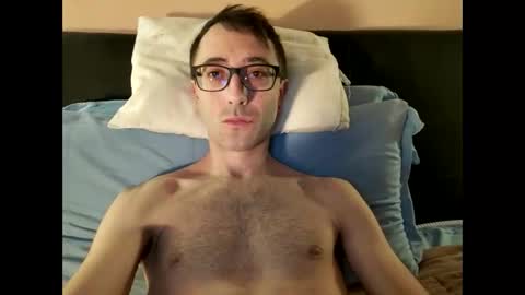 Snapshot of killua1993 chatting on September 29, 10:05 pm kingstoned online show from September 29, 10:05 pm