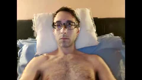 Snapshot of killua1993 chatting on October 13, 3:18 pm kingstoned online show from October 13, 3:18 pm