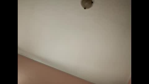 Snapshot of killua1993 chatting on October 20, 7:56 am kingstoned online show from October 20, 7:56 am