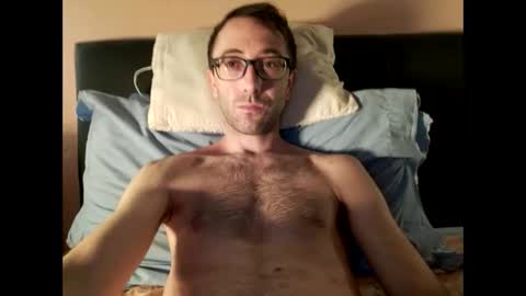 Snapshot of killua1993 chatting on October 15, 5:37 am kingstoned online show from October 15, 5:37 am