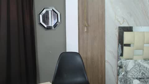 KIM online show from February 6, 6:27 pm