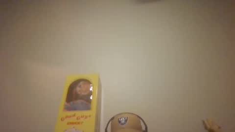 Snapshot of king761987 chatting on October 25, 2:35 am king761987 online show from October 25, 2:35 am