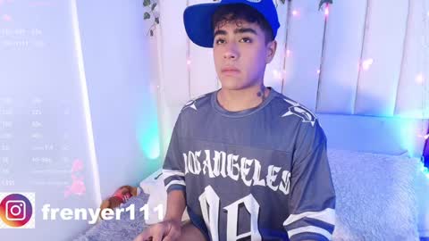 king  help me reach 100 likes online show from January 26, 3:17 am