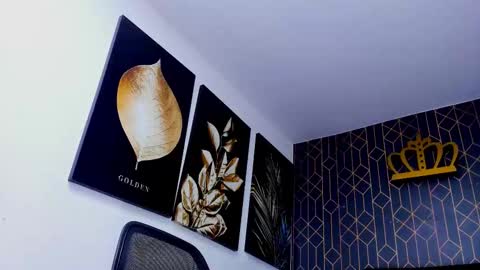 Angel Falconer online show from October 1, 2:48 am