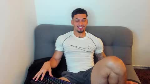 king_of_kings__ online show from September 27, 10:07 pm