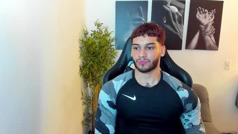 king_of_kings__ online show from January 6, 6:52 pm