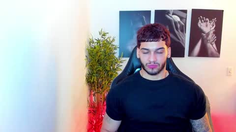 king_of_kings__ online show from January 1, 10:35 pm