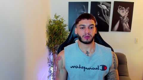 king_of_kings__ online show from January 17, 3:00 pm