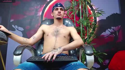 king voy online show from November 23, 9:48 pm