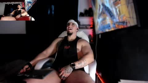 King Bear online show from December 20, 12:19 am