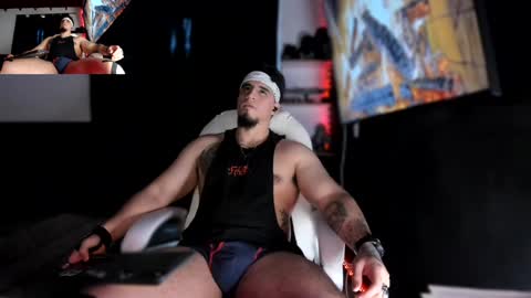 King Bear online show from December 3, 5:34 pm