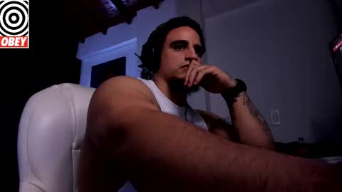 King Bear online show from October 1, 12:09 pm