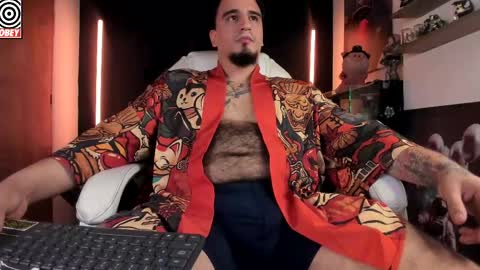 King Bear online show from April 10, 6:20 am