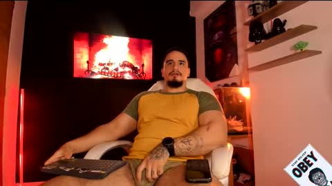 King Bear online show from September 14, 10:45 pm