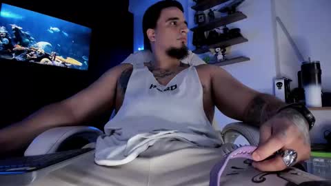 King Bear online show from September 23, 2:33 am