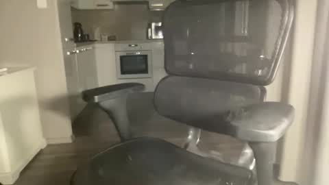 kingboy2333 online show from September 28, 9:24 pm