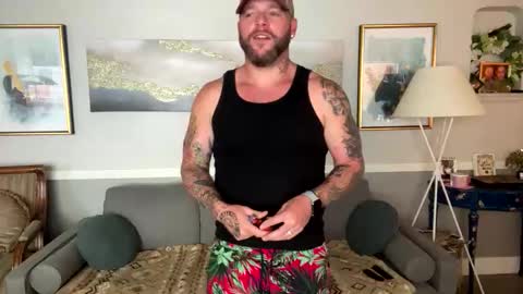 kingcali420_ online show from May 14, 8:18 pm