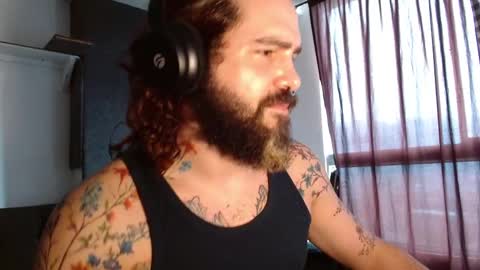 Snapshot of kingcat420 chatting on October 24, 6:42 pm Jake online show from October 24, 6:42 pm