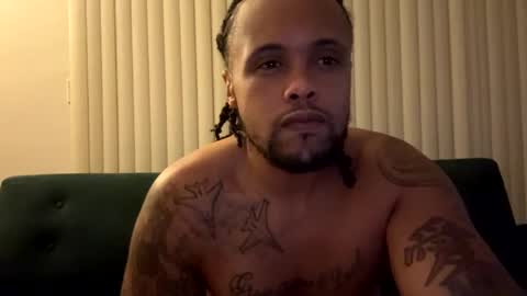 Snapshot of kingdabiggest chatting on September 30, 4:51 am KingDaBiggest online show from September 30, 4:51 am