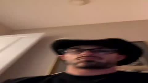 kingdaddysayless online show from June 17, 6:20 pm