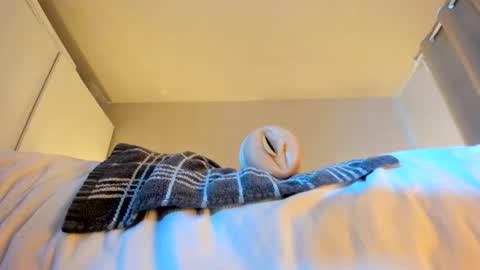 kingfhearts777 online show from April 16, 5:46 pm