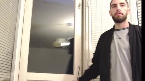 KingKarlos  online show from December 19, 8:44 pm