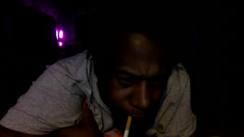 Snapshot of kinglibra420 chatting on December 4, 5:27 am loyal fuck online show from December 4, 5:27 am