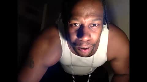 Snapshot of kinglibra420 chatting on October 25, 6:26 am loyal fuck online show from October 25, 6:26 am