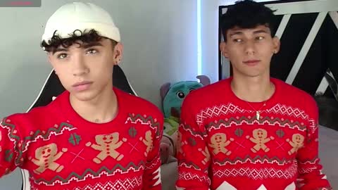 Snapshot of kingparker1 chatting on December 23, 1:24 pm  A L E X  online show from December 23, 1:24 pm