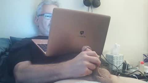 kingtongue10 online show from January 10, 4:33 pm