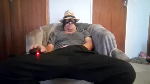 Tom Hardmen online show from February 23, 1:35 pm