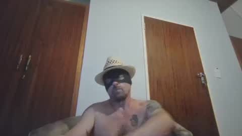 Tom Hardmen online show from March 4, 10:28 pm