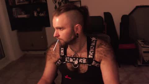 Snapshot of kinkracc chatting on September 18, 7:10 am kinkRacc online show from September 18, 7:10 am