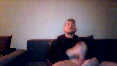 Snapshot of kinkylionboy chatting on March 2, 9:19 pm kinkylionboy online show from March 2, 9:19 pm