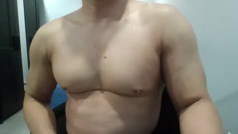 kinkytony1 online show from September 28, 9:13 pm