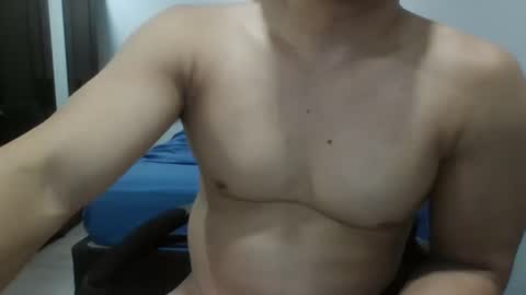 kinkytony1 online show from September 19, 11:48 pm