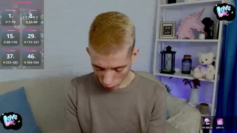    online show from January 18, 7:15 am