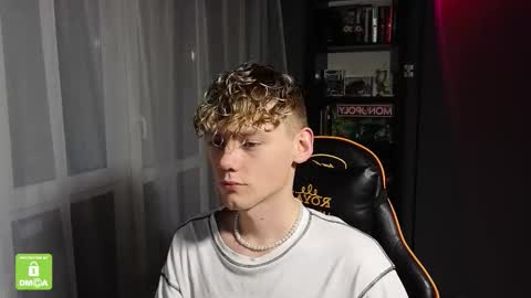 Kirill and Andrey online show from November 11, 11:32 pm