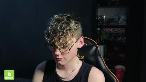 Kirill and Andrey online show from November 28, 2:04 am